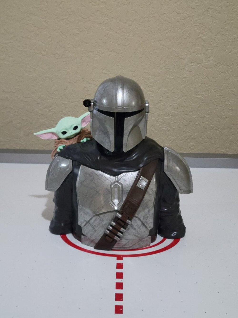 Mandalorian Popcorn Bucket With Projector and Sound Effects
